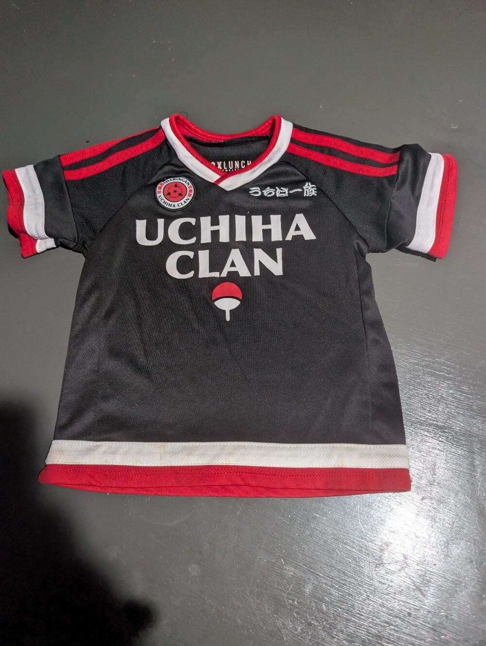 Boxlunch Size 3T Itachi Uchiha Clan Shirt Good Condition